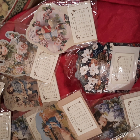 Decor - Picture 4 of 9